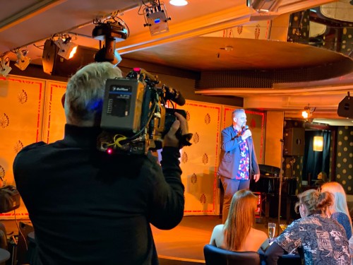 Az Éjjel-nappal Budapestben tűnik fel a Showder Klub humoristája | OroszGyuri.hu