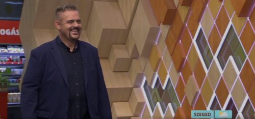 Orosz Gyurit terroristának hitték és órákig fogva tartották a repülőtéren, még a pap igazolványa sem segített rajta | OroszGyuri.hu